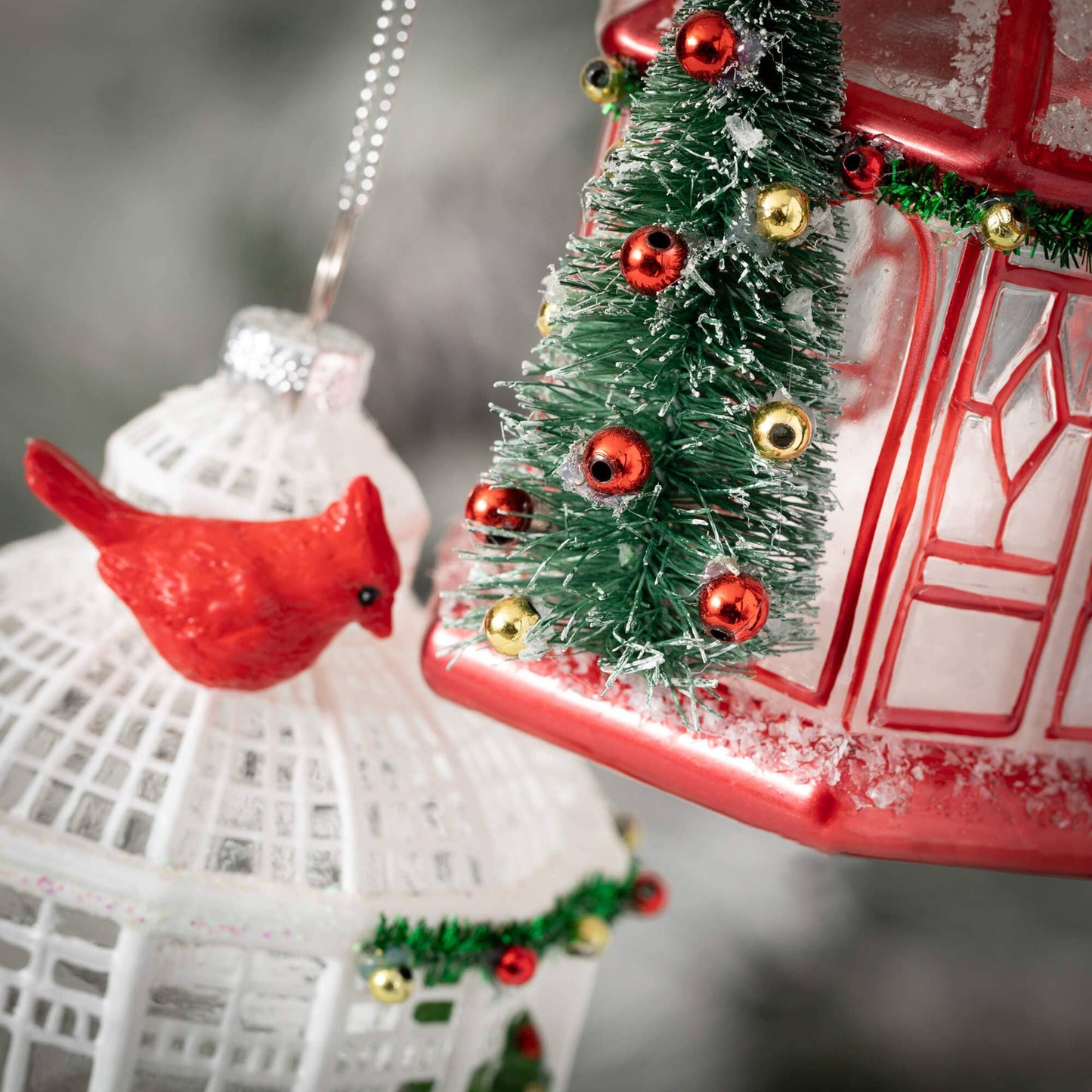 WINTER CONSERVATORY ORNAMENTS - Red