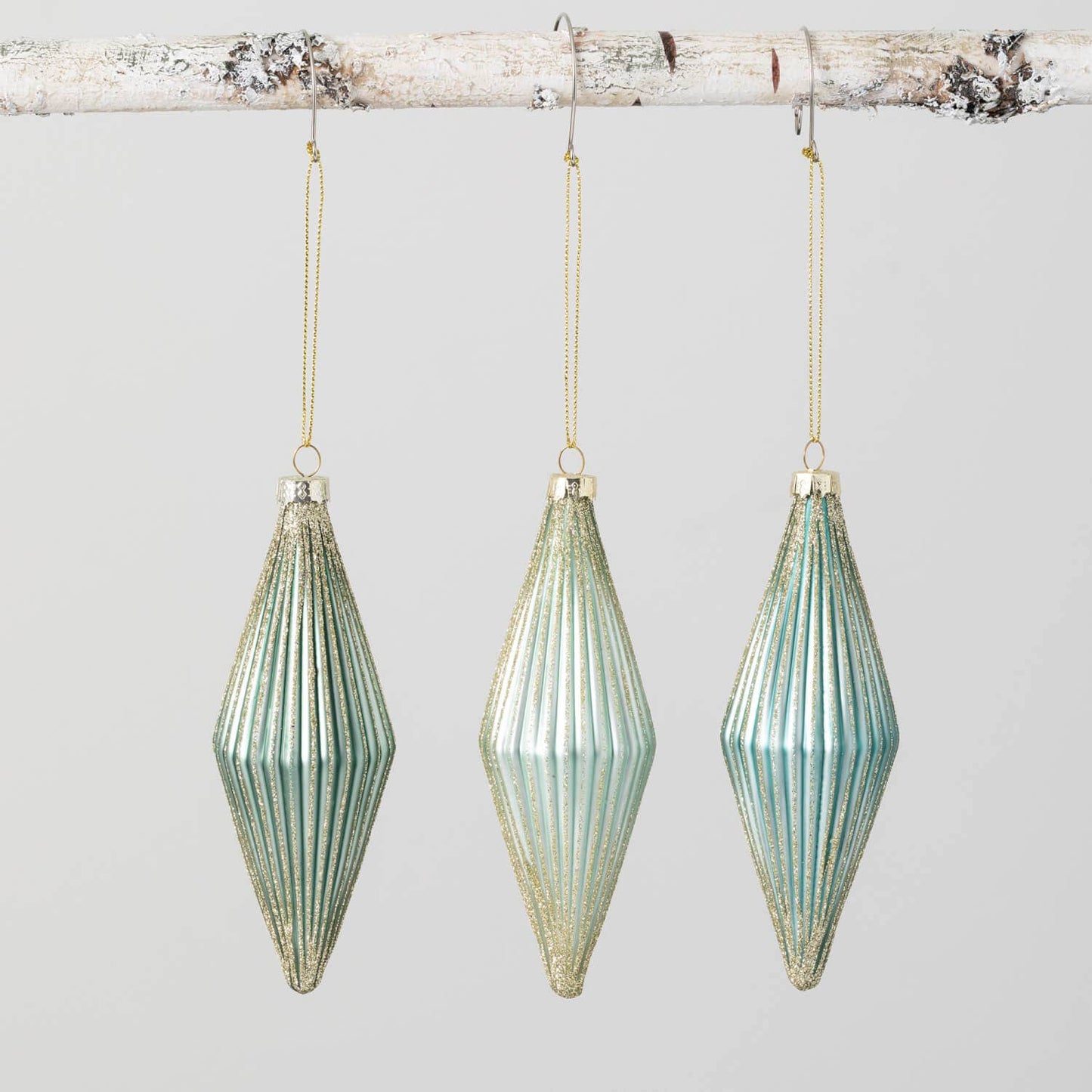 RETRO DROP ORNAMENT
