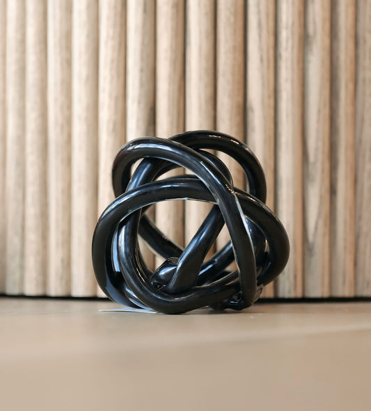 HANDBLOWN GLASS KNOT BLACK