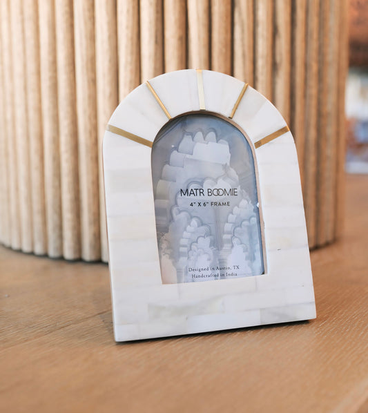 Mukhendu Arch Cream Frame 5.5x3.5