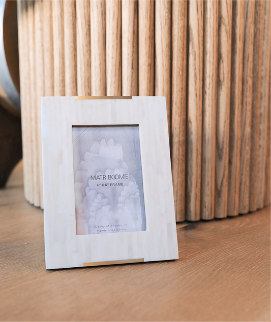 Mukhendu Carved Bone Frame 4x6