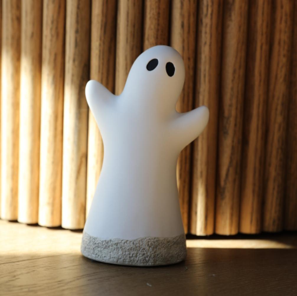 7.75" Tall Mostly Ghosty Halloween Décor